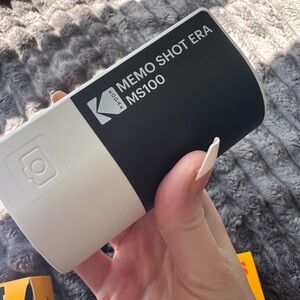 Kodak Memo Shot Era MS100 Black and White Camera